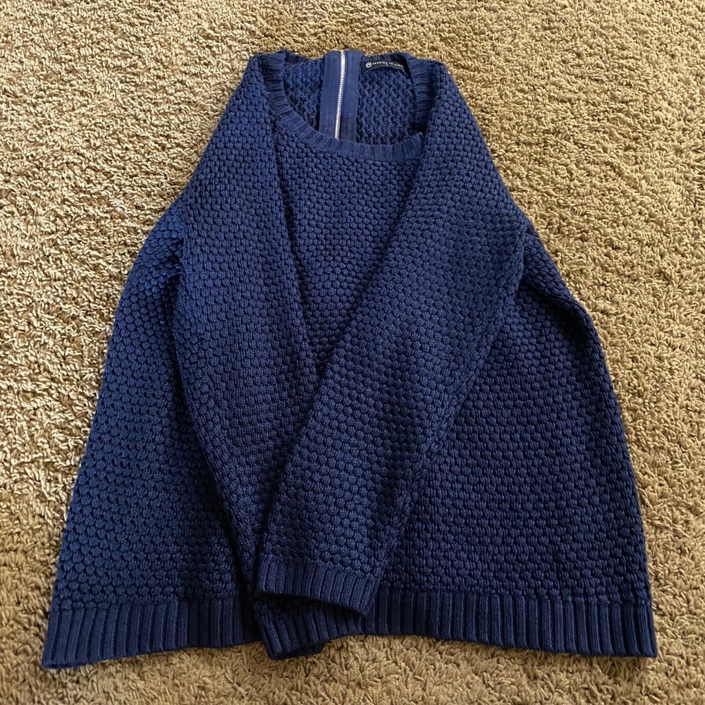 Sweater with zip up back